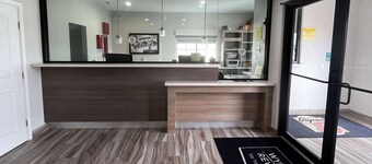 Super 8 by Wyndham Houston North I-45