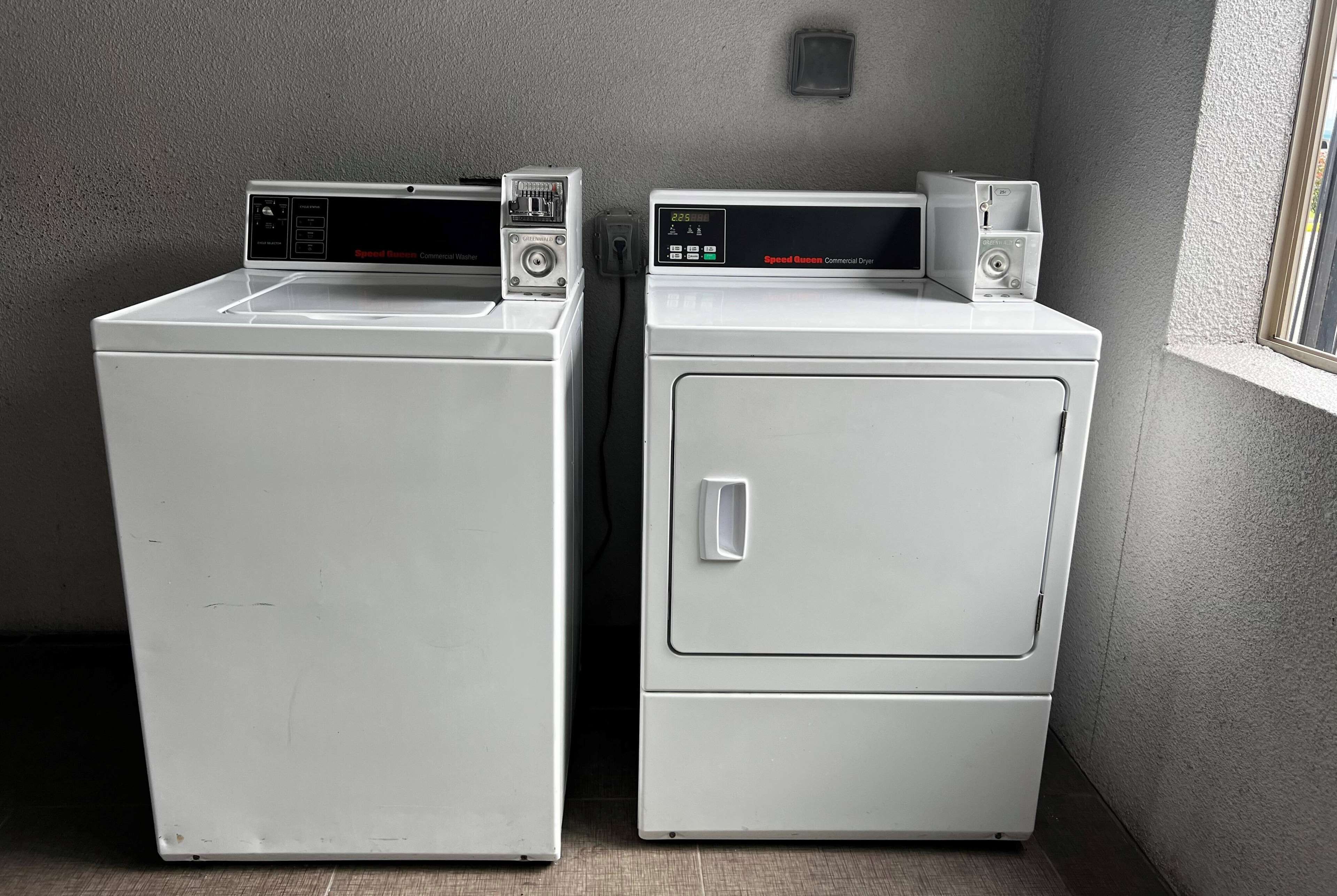 Foto - Super 8 by Wyndham Houston North I-45