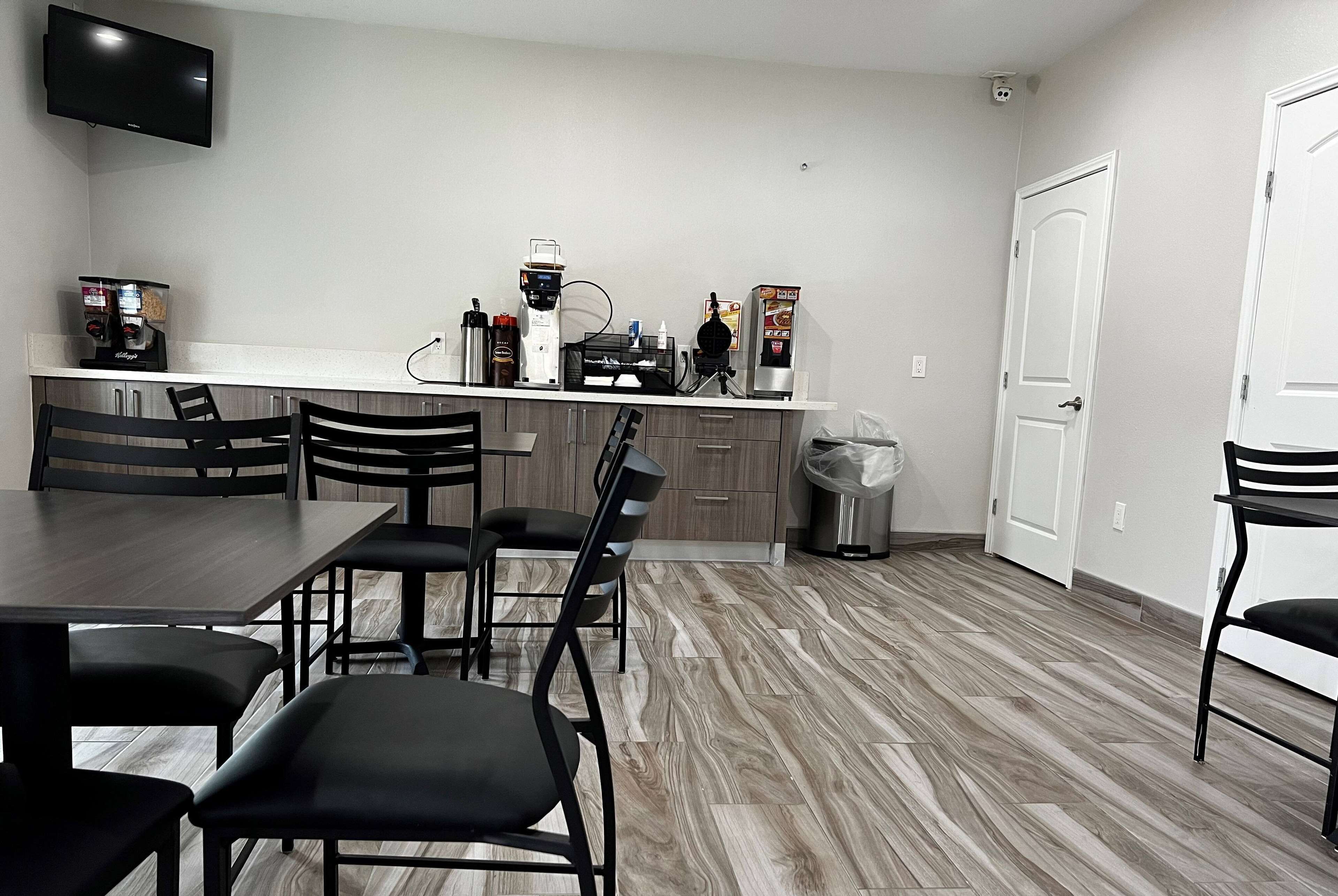 Foto - Super 8 by Wyndham Houston North I-45