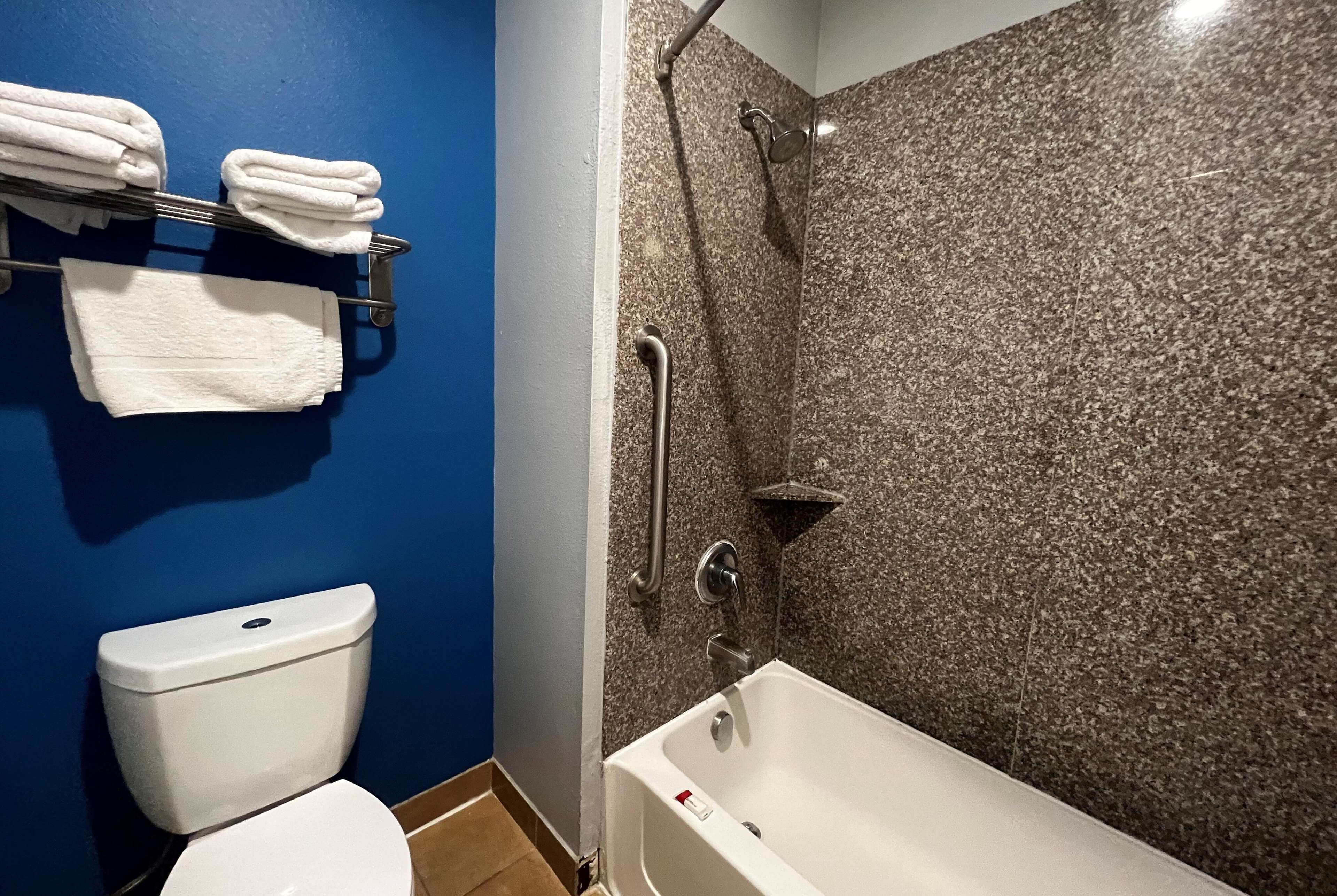 Foto - Super 8 by Wyndham Houston North I-45