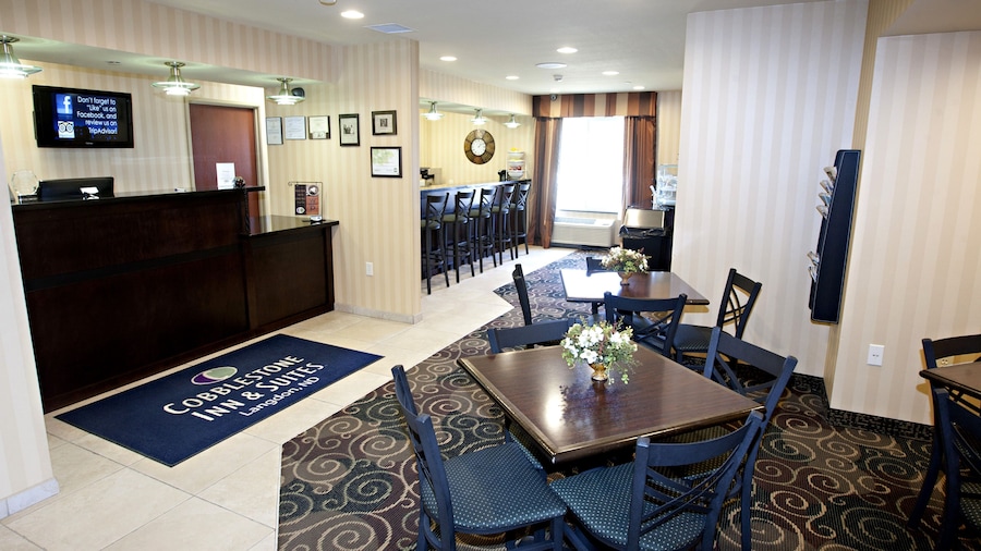 Cobblestone Inn & Suites - Langdon