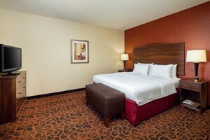 Hampton Inn Suites Scottsdale at Talking Stick