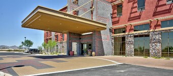 Hampton Inn & Suites Scottsdale at Talking Stick