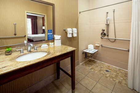 Hampton Inn Suites Scottsdale at Talking Stick - Image 20