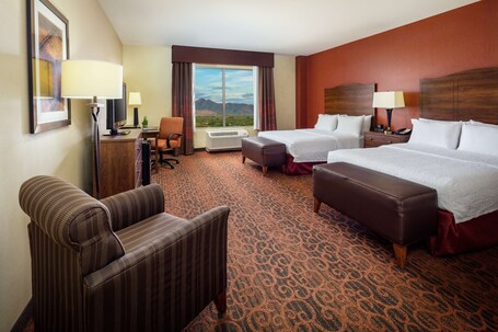 Hampton Inn Suites Scottsdale at Talking Stick - Image 32