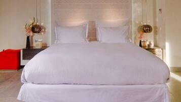 Premium bedding, minibar, in-room safe, soundproofing