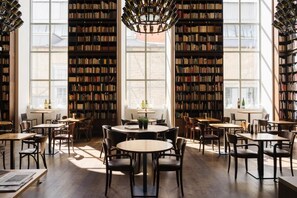 Breakfast, lunch, dinner served; Modern European cuisine 