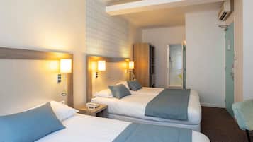 Family Suite, Multiple Beds (Standard) | Premium bedding, soundproofing, iron/ironing board