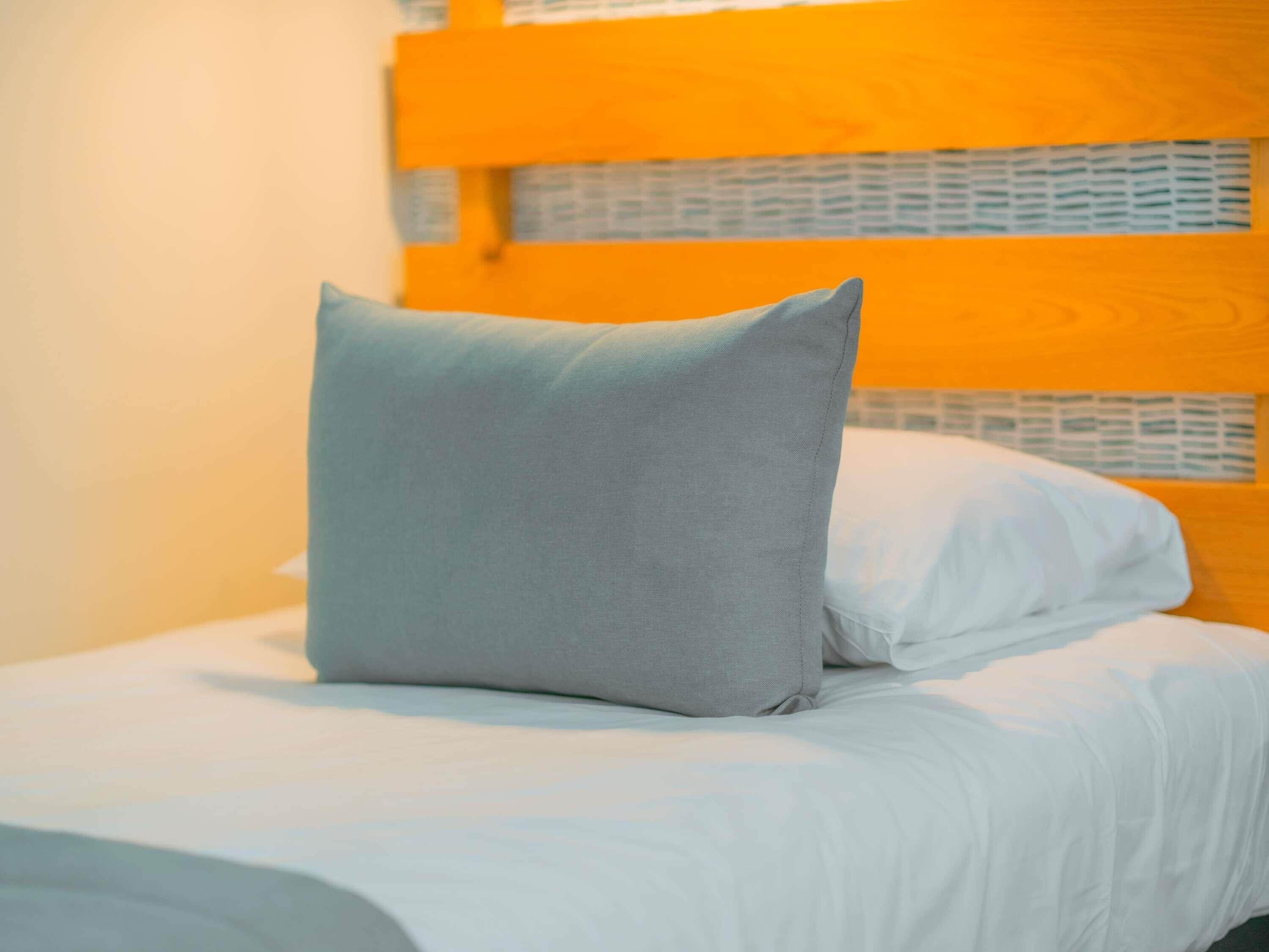 Sängtillbehör av högsta kvalitet, ljudisolering och strykjärn/strykbräda