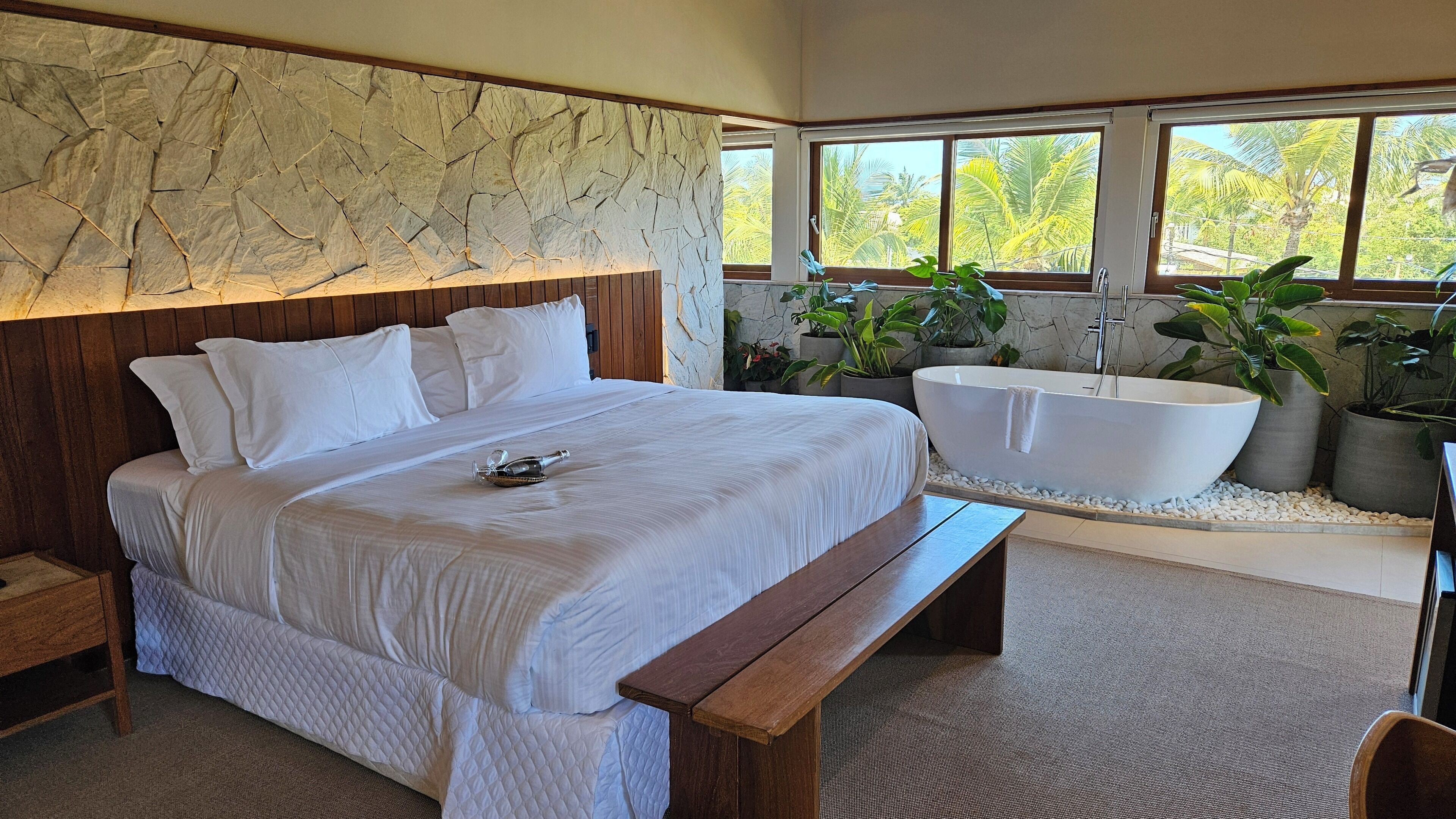 奢華客房, 多張床, 非吸煙房 | 迷你吧、房內夾萬、床單