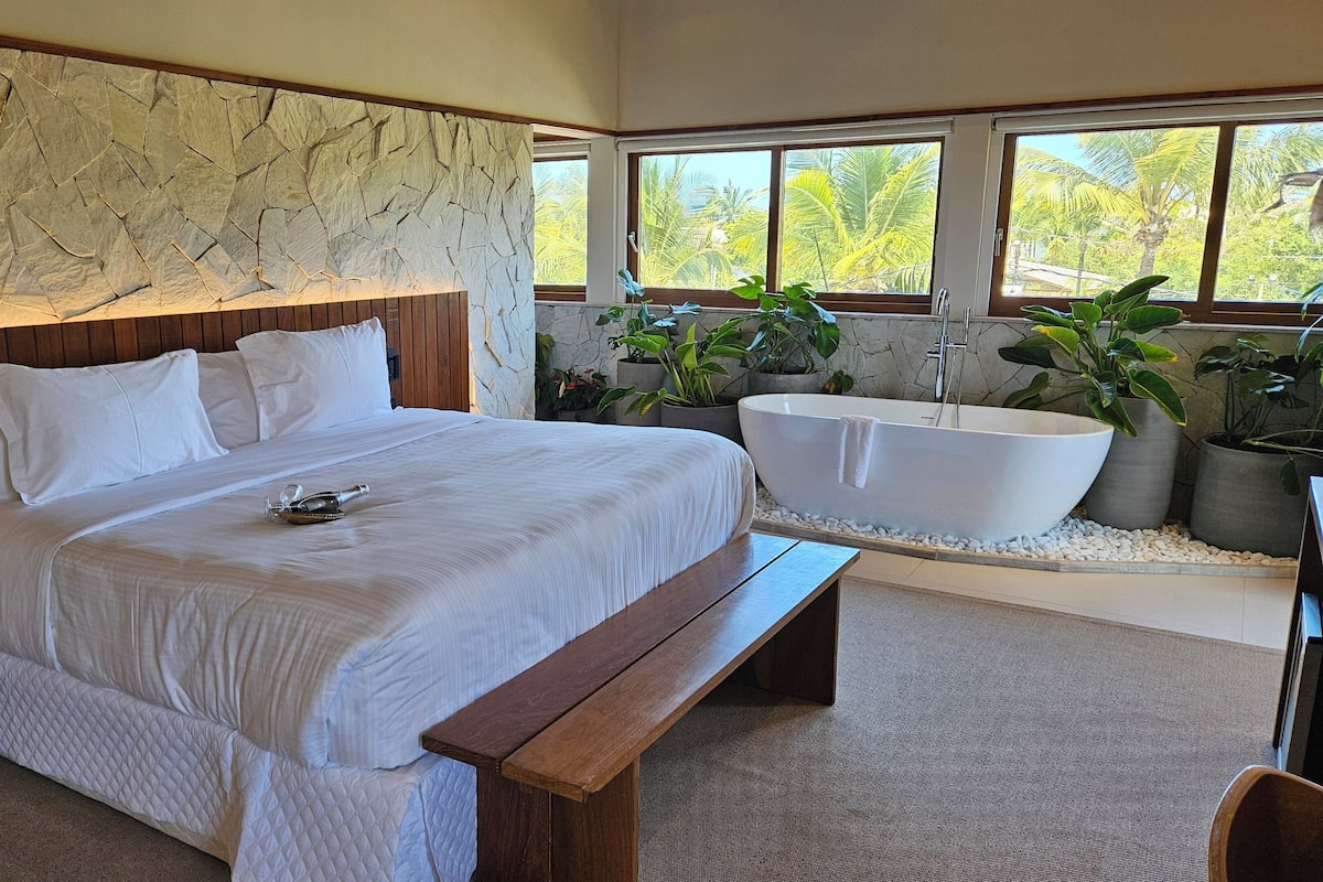 Luxury Room, Multiple Beds, Non Smoking | Minibar, in-room safe, bed sheets