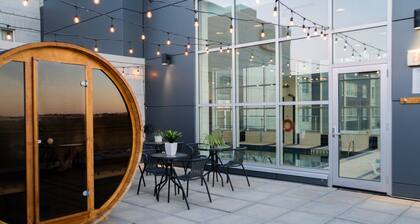 Residence Inn by Marriott Calgary Airport