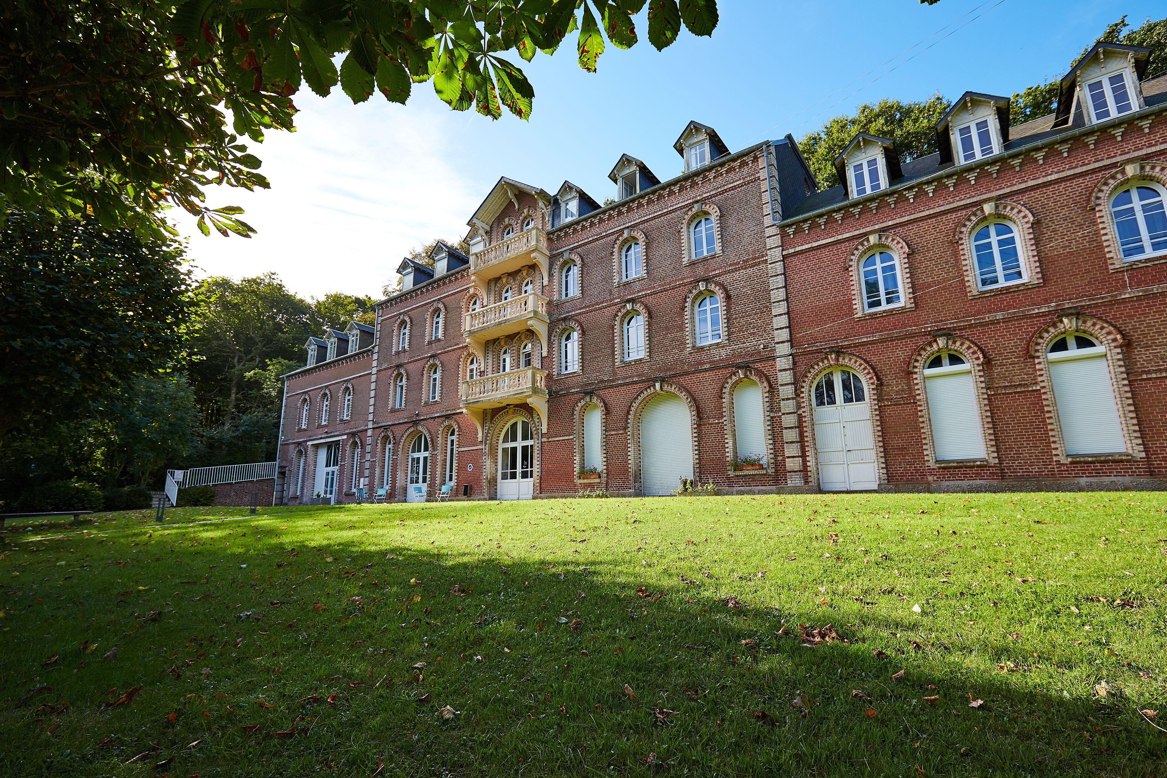 les hirondelles-appartement | minibar, in-room safe, desk, soundproofing