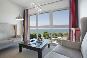 Superior Double Room (Panoramic view) | Living area | 40-inch LED TV with satellite channels