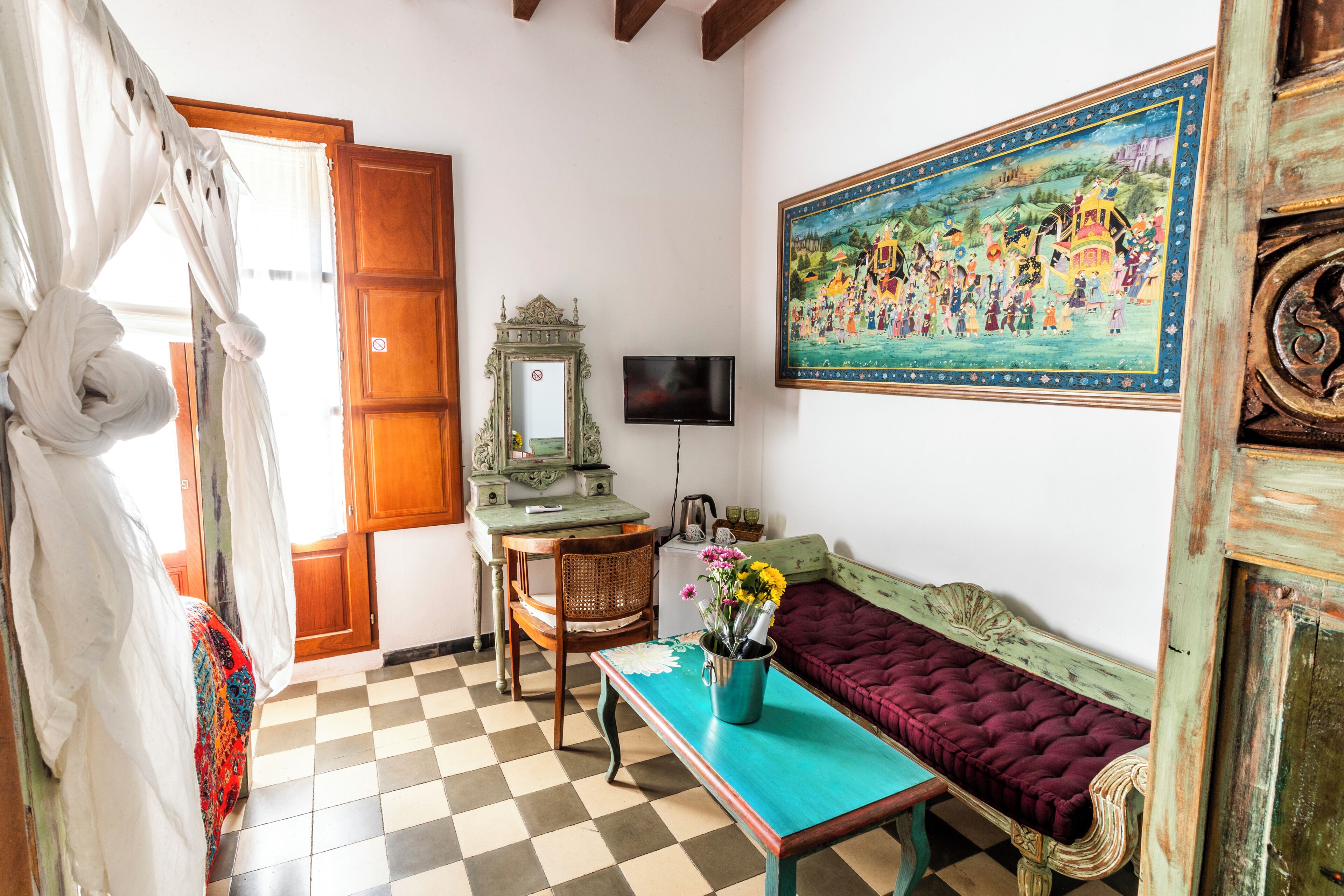 Suite | Living area | Flat-screen TV