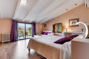 Egyptian cotton sheets, premium bedding, down duvets, minibar - Agroturismo Son Pons (Sa Pobla)