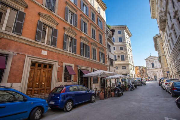 Entrée de l’hébergement