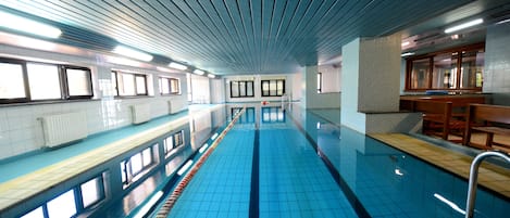 Indendørs pool, liggestole