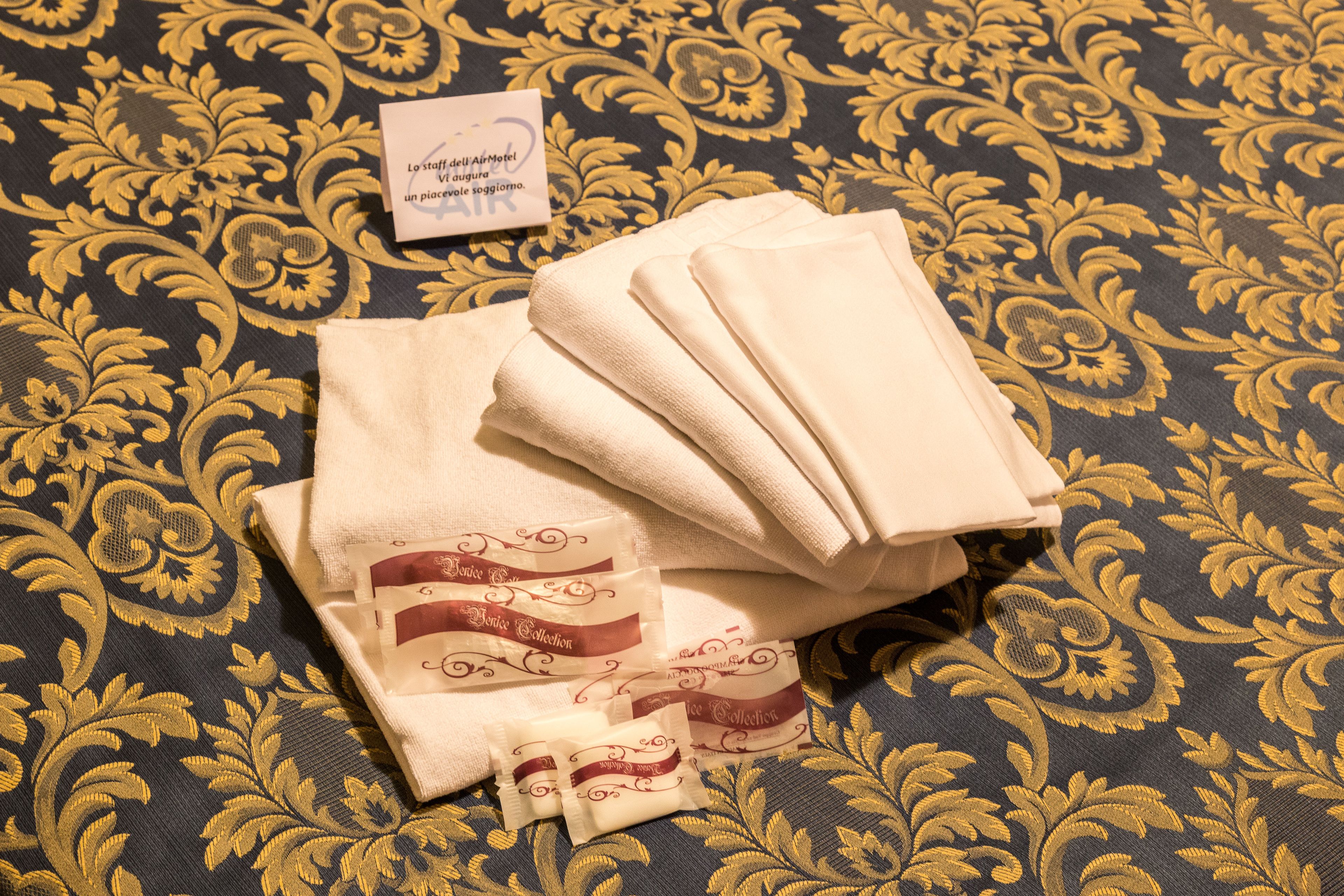 economy double or twin room | room amenity