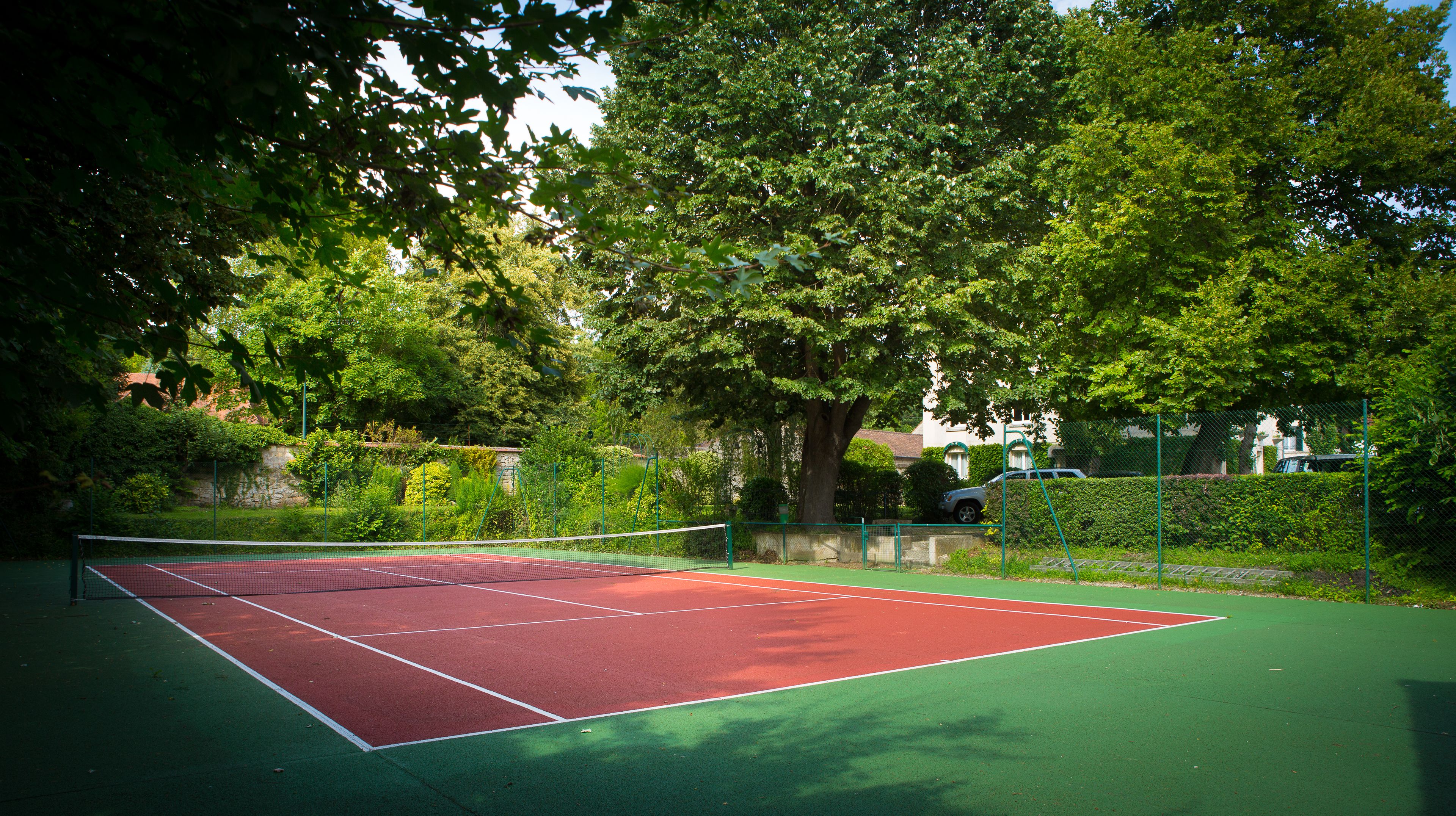 tennis court