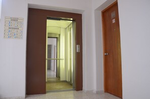 Hallway - Hotel Delfines (Veracruz)