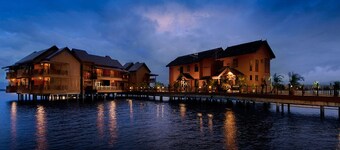 Bukit Merah Laketown Resort