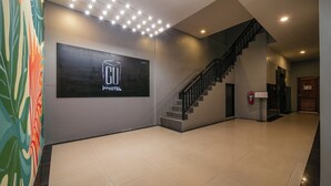 مدخل المنشأة