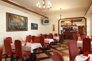 2 Restaurants, Frühstück