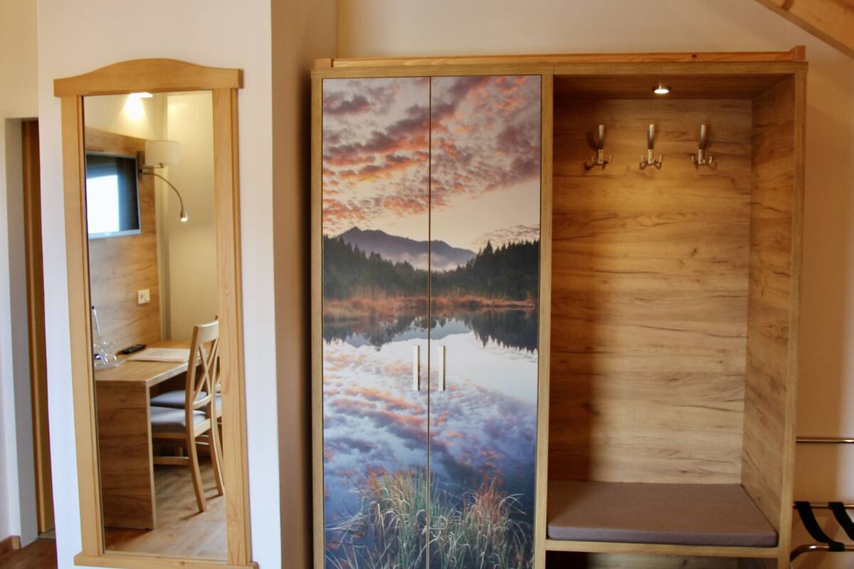 superior double room, balcony | premium bedding, in-room safe, desk, laptop workspace