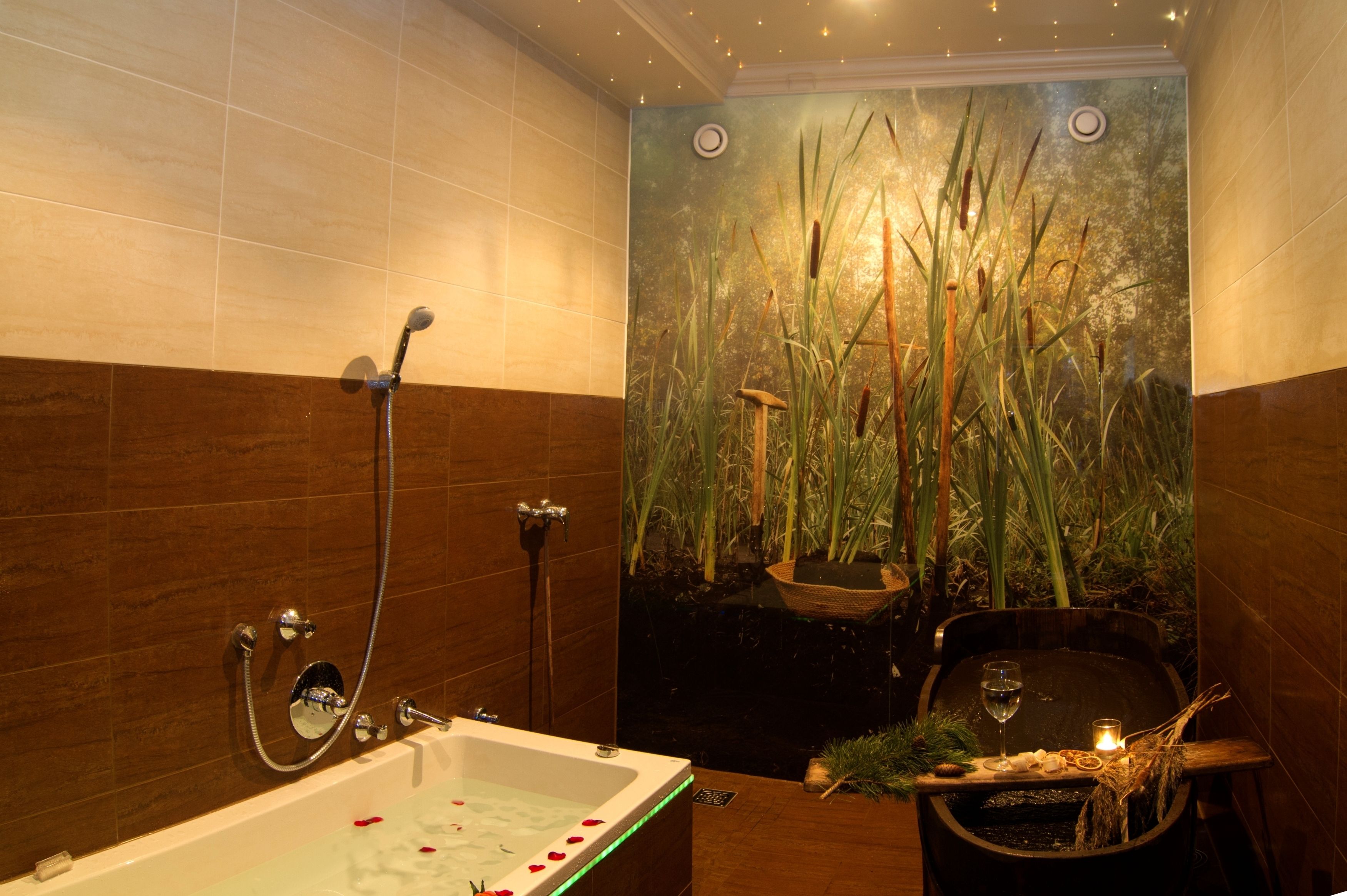 sauna, hot tub, turkish bath/hammam, body treatments, mud baths