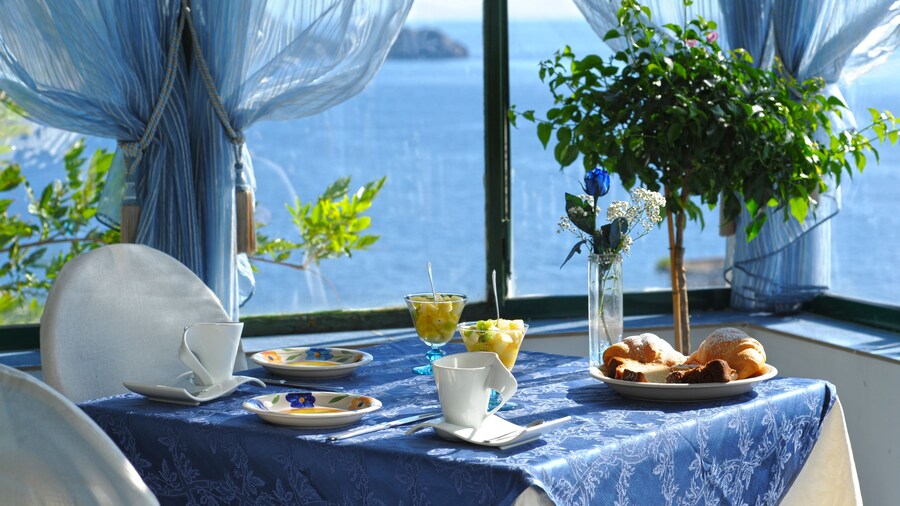 Hotel Torre Saracena