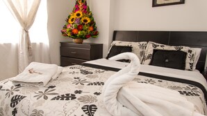 Double Room | Minibar, desk, free WiFi