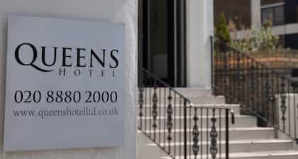 Queens Hotel