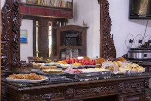 Free daily full breakfast