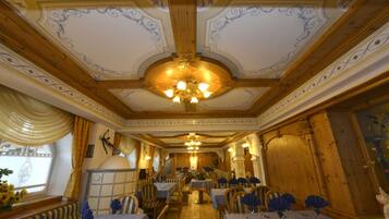 Mittagessen und Abendessen, italienische Küche