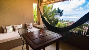 อพาร์ทเมนท์, 1 ห้องนอน, ระเบียง, วิวทะเล | ระเบียง