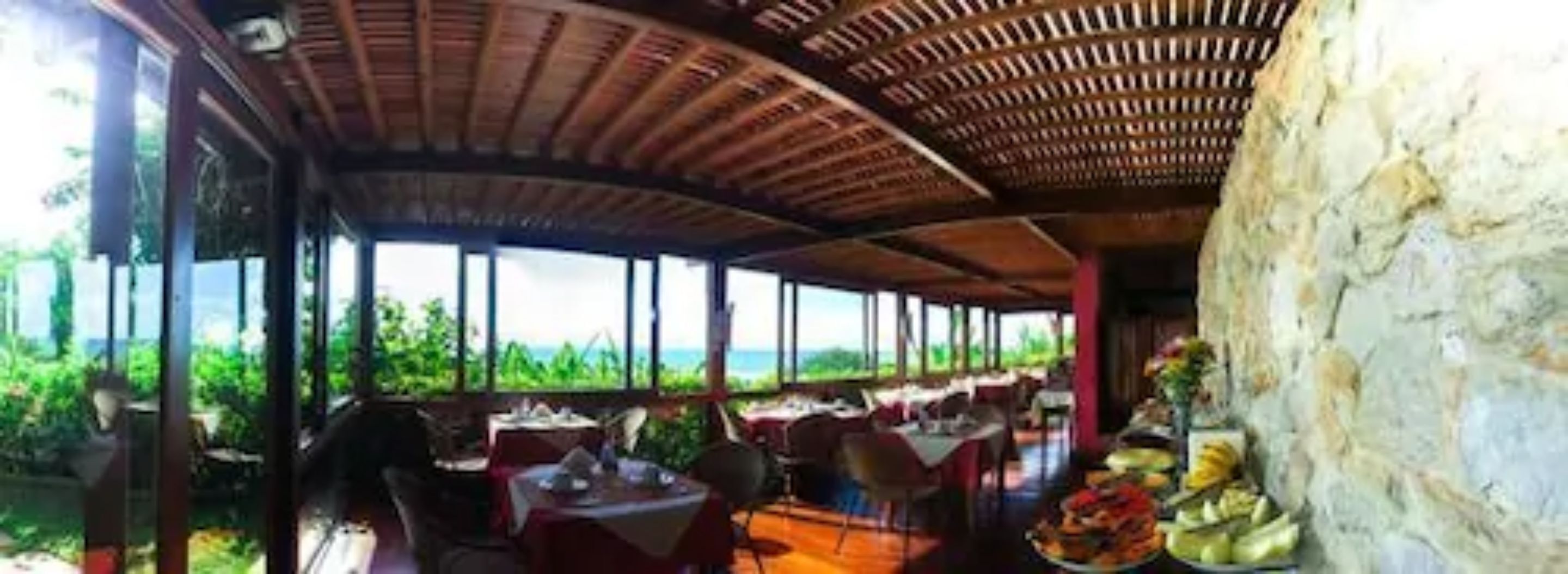 Tägliches Frühstücksbuffet gegen Gebühr