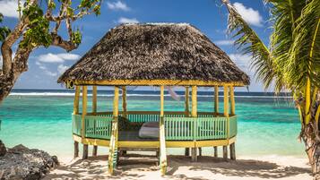 Individually decorated, individually furnished, bed sheets