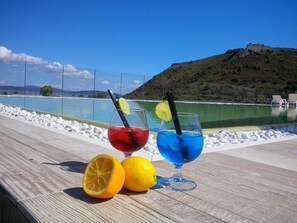 Poolside bar - A Point Porto Ercole Resort & Spa (Monte Argentario)