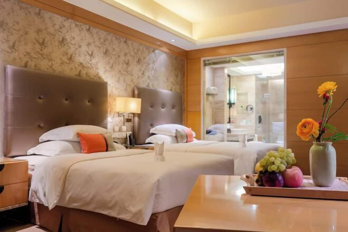 Premium bedding, minibar, in-room safe, individually decorated