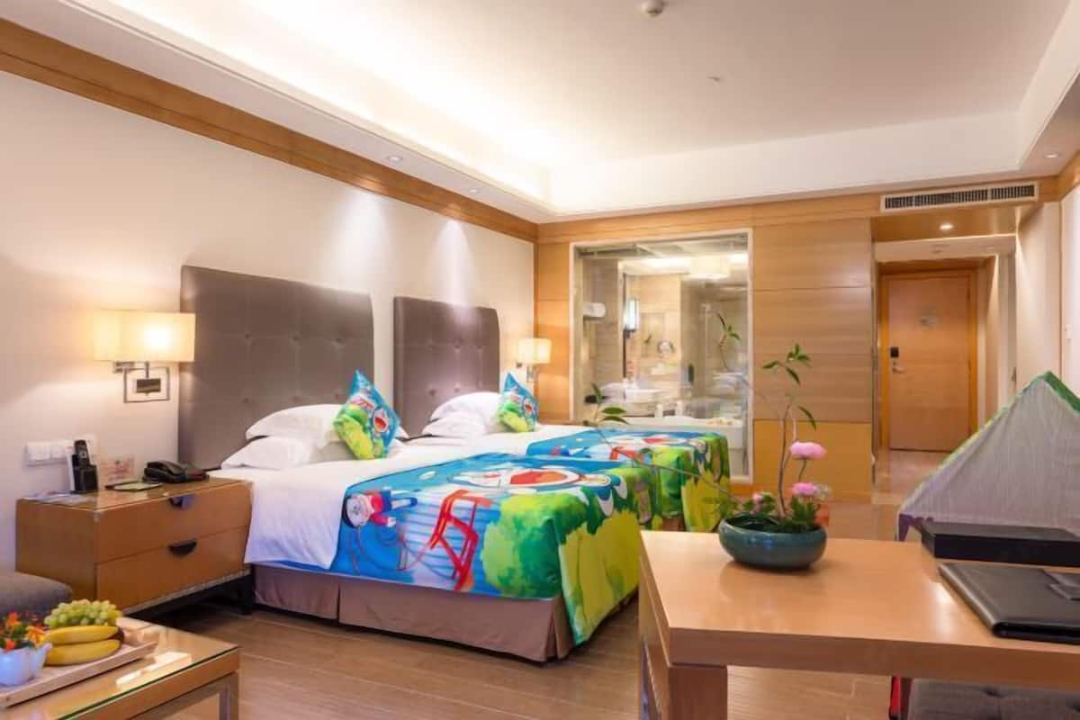 Premium bedding, minibar, in-room safe, individually decorated