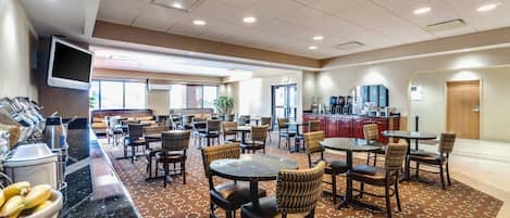 Free daily continental breakfast