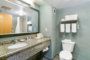 Bureau, Wi-Fi gratuit, draps fournis, réveils