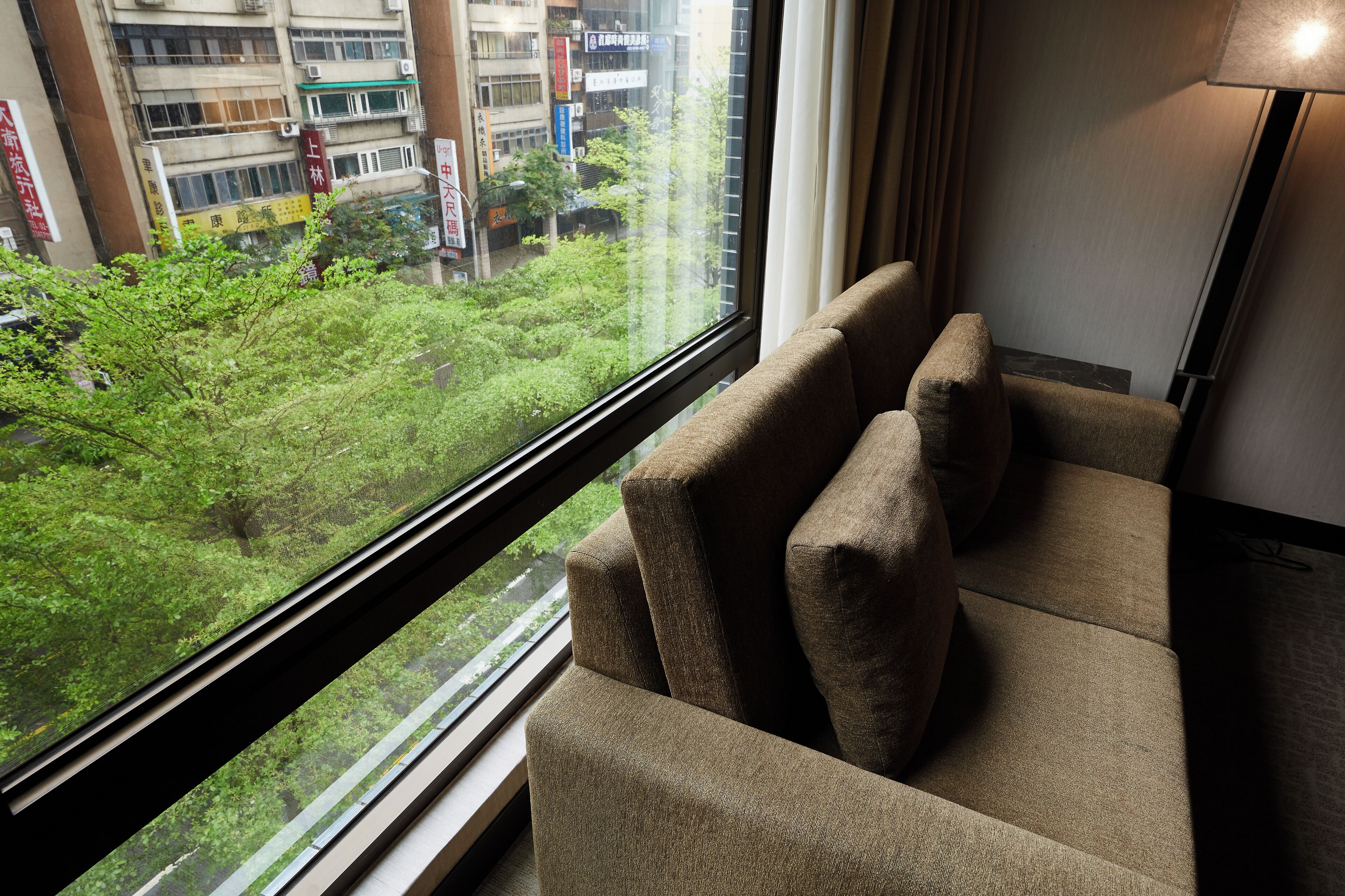 executive triple room | city view