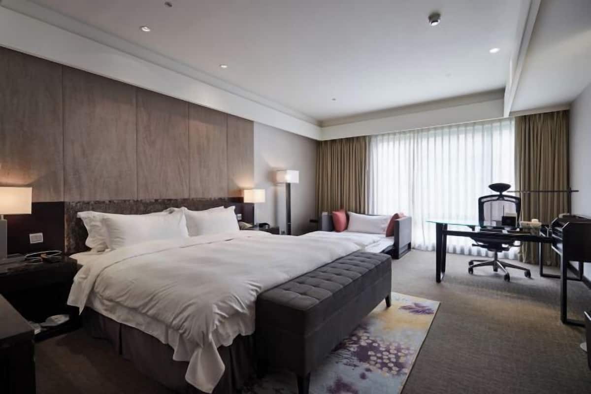 1 Schlafzimmer, Minibar, Zimmersafe, Schreibtisch