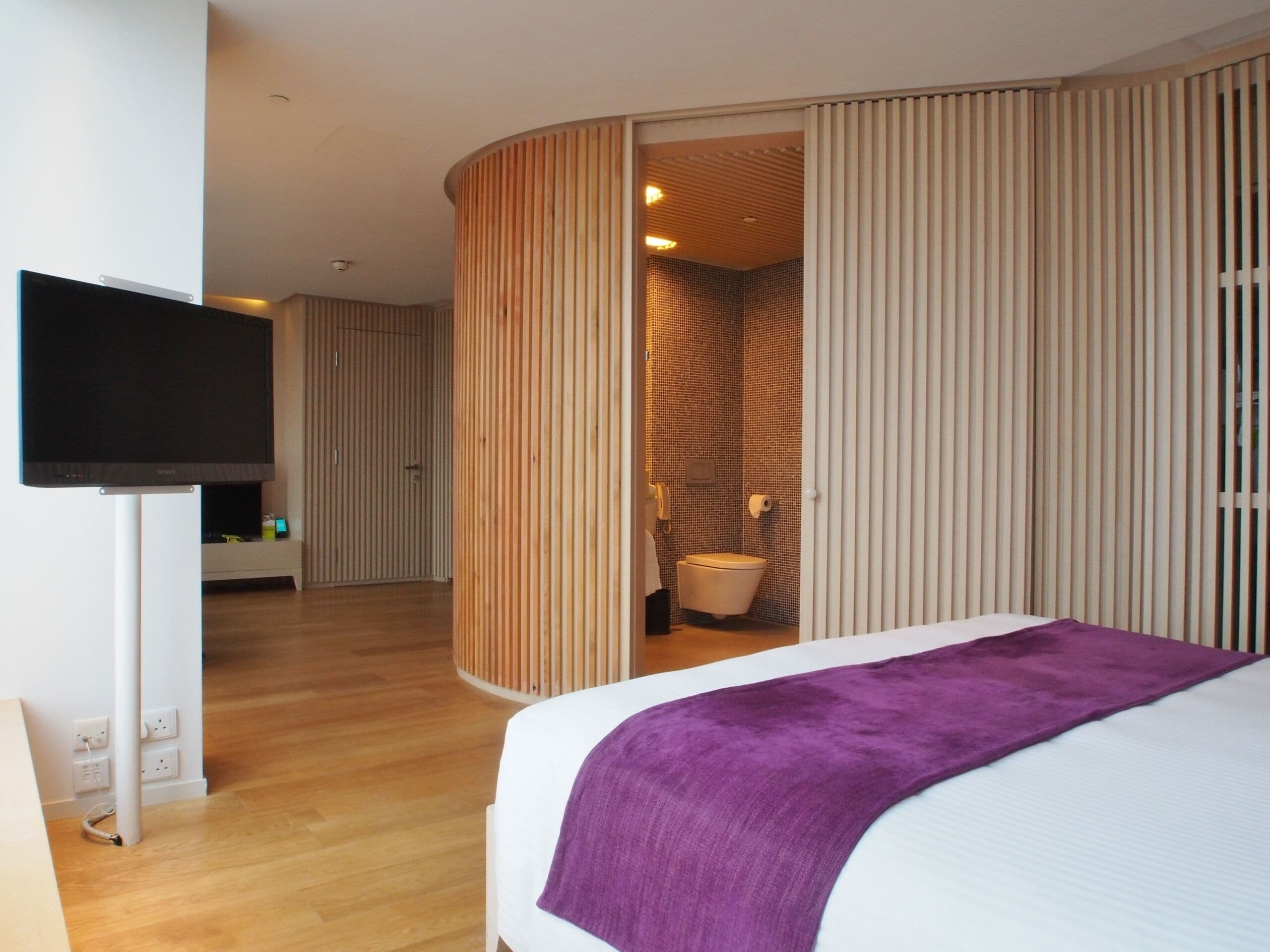 madera studio | minibar, in-room safe, desk, blackout curtains