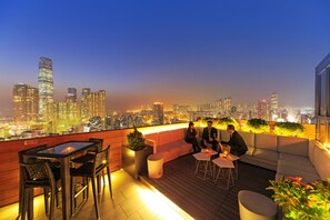 Rooftop bar - Hotel Madera Hong Kong (Kowloon)