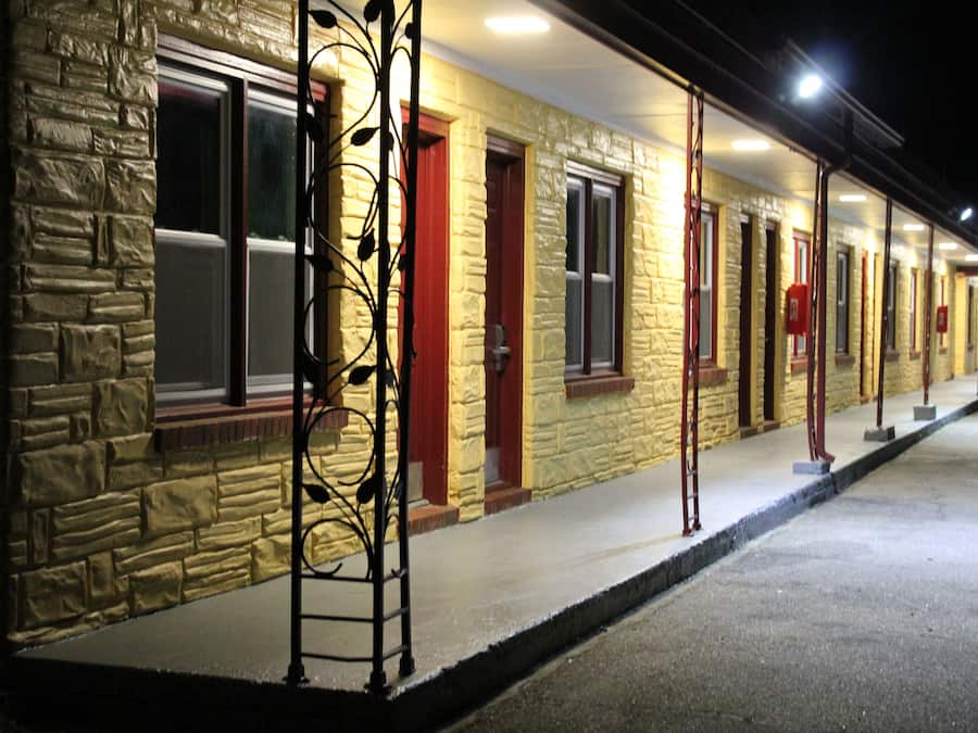 Fassade der Unterkunft – Abend/Nacht