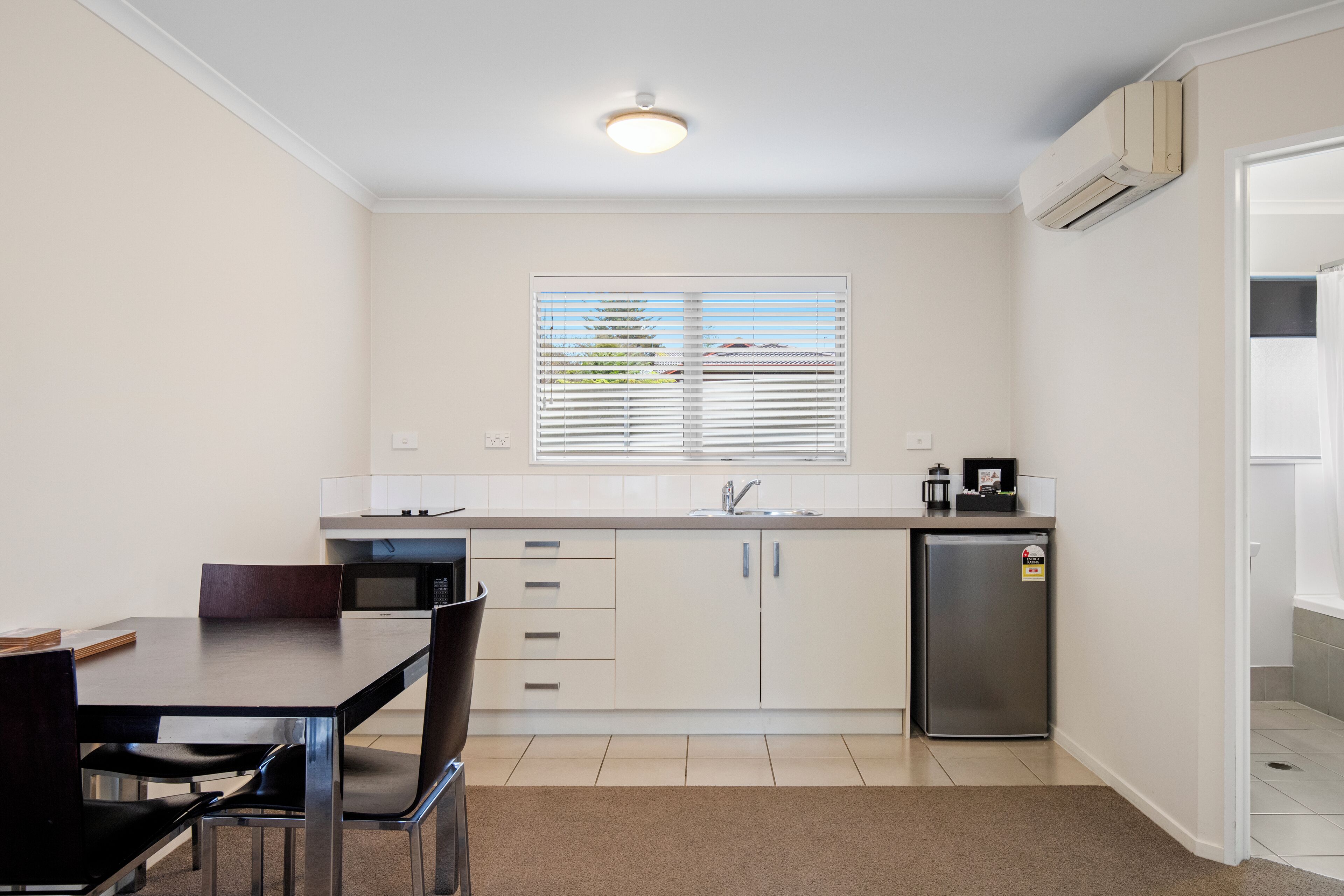 Executive Suite, 1 Bedroom, Non Smoking, Kitchenette (Spa Apartment) | Private kitchen