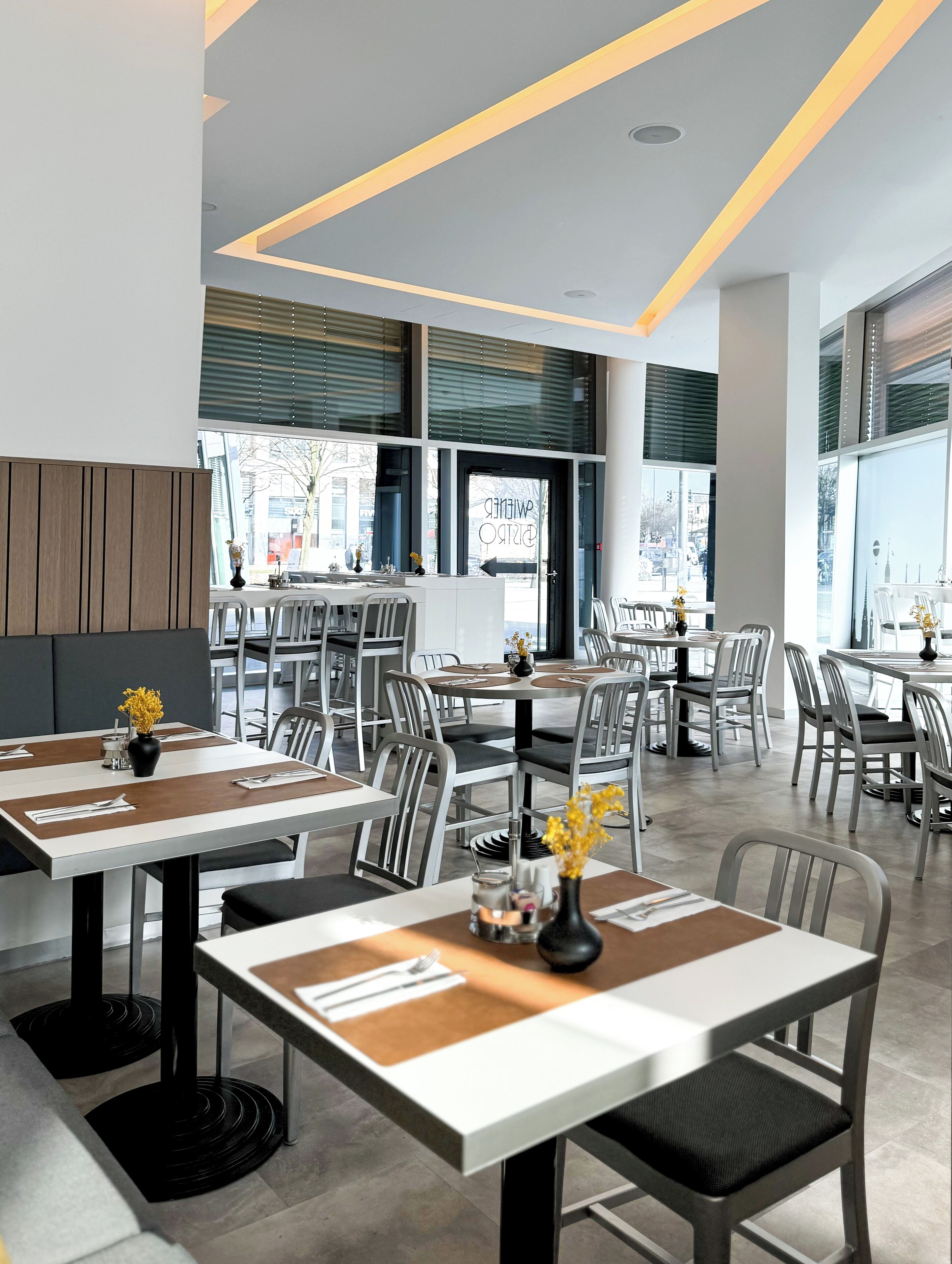 Dagelijks ontbijtbuffet (EUR 24 per persoon)